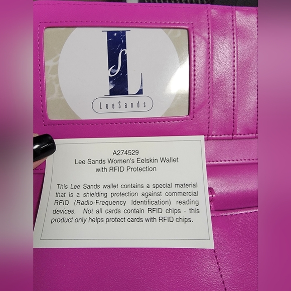 New-Beautiful Magenta/Pink Lee Sands Eelskin Wallet W/ RFID Protection - Picture 6 of 9